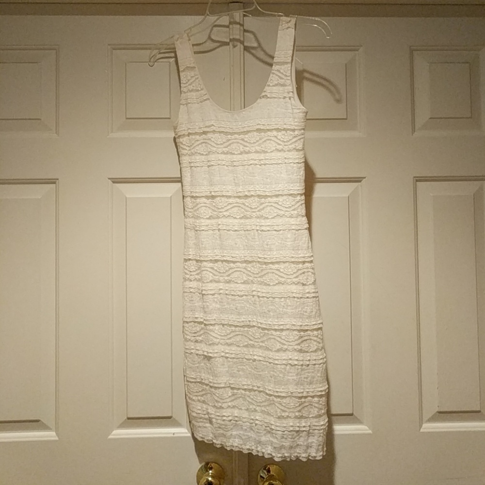 White/ivory lace bodycon dress